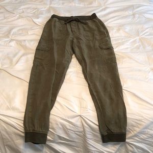 American Eagle Joggers